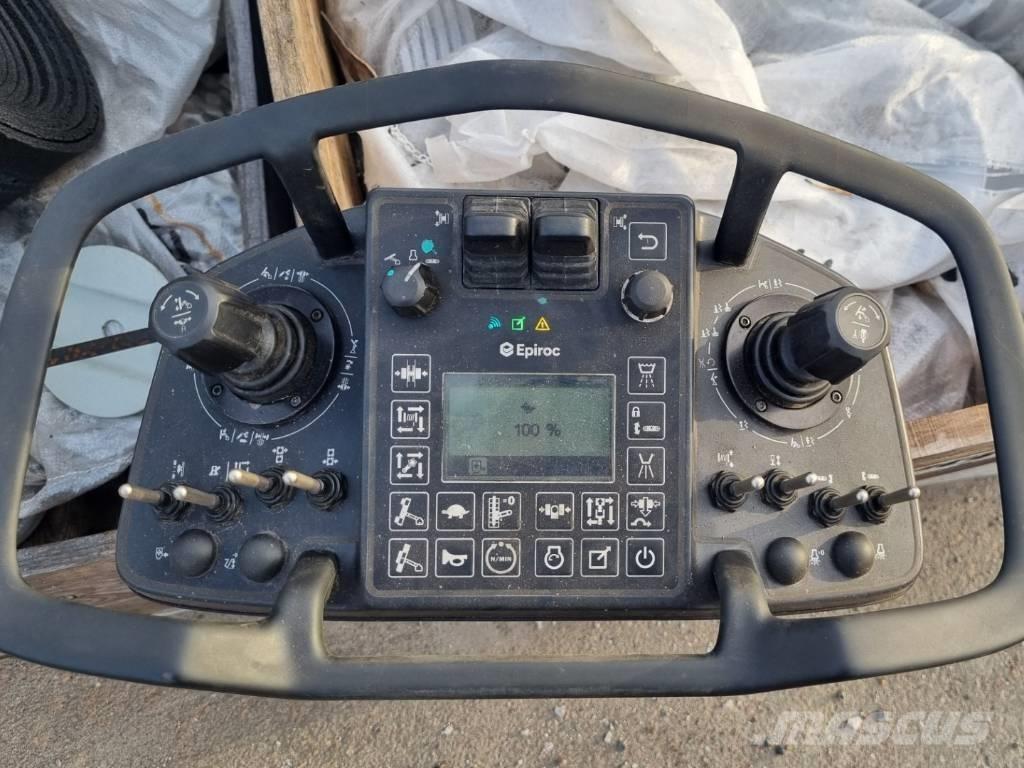 Epiroc FlexiROC T20R Perforadora de superficie