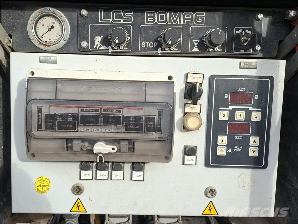 Bomag BF 300 C Máquinas productoras de asfalto de pequeñas dimensiones