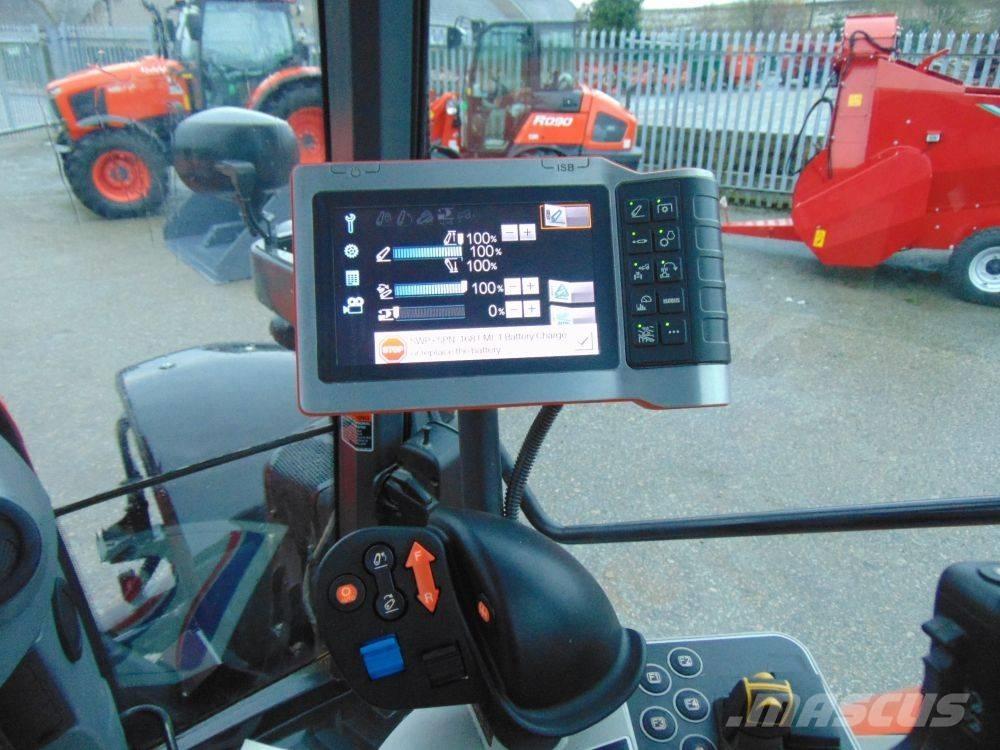 Kubota M 7151 Tractores