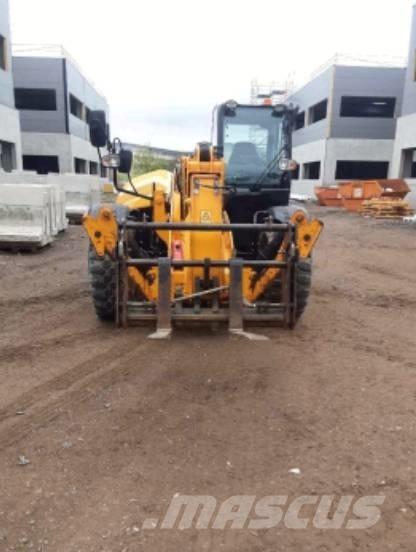 JCB 540-140 Carretillas telescópicas
