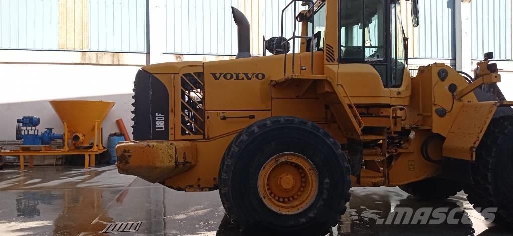Volvo L 180 F Cargadoras sobre ruedas