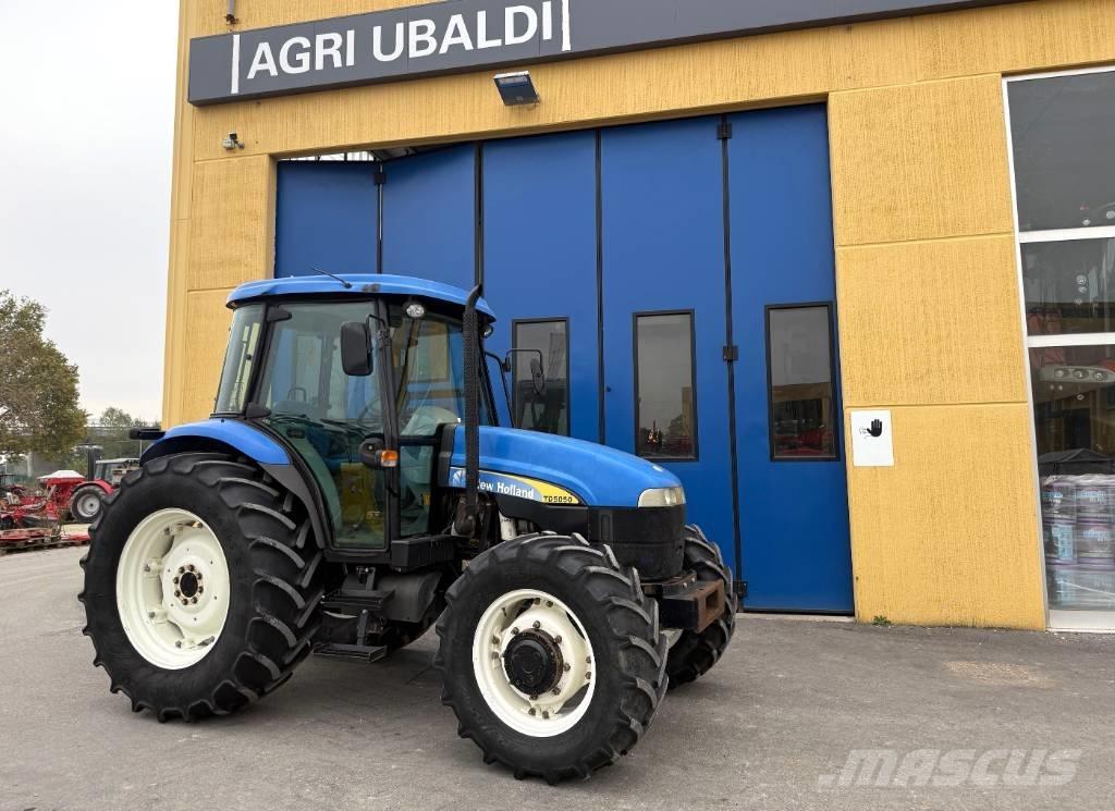 New Holland TD 5050 Tractores