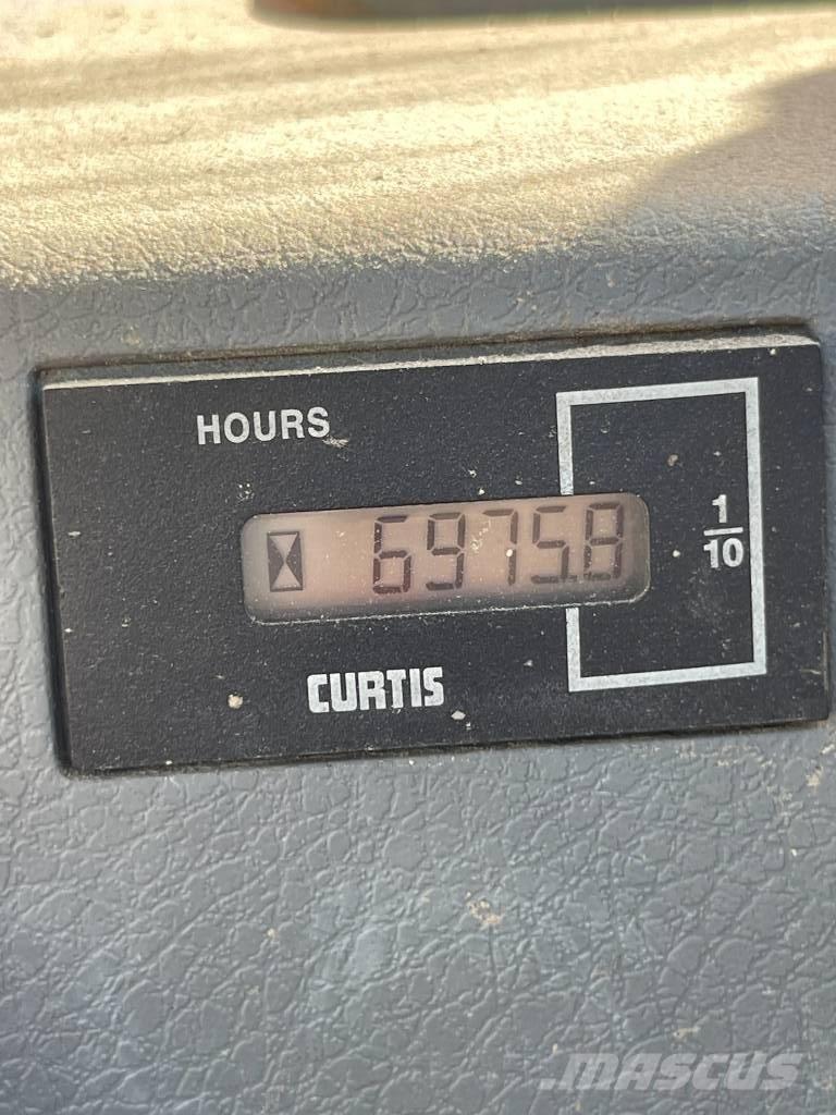 Doosan DX 140 R Excavadoras sobre orugas