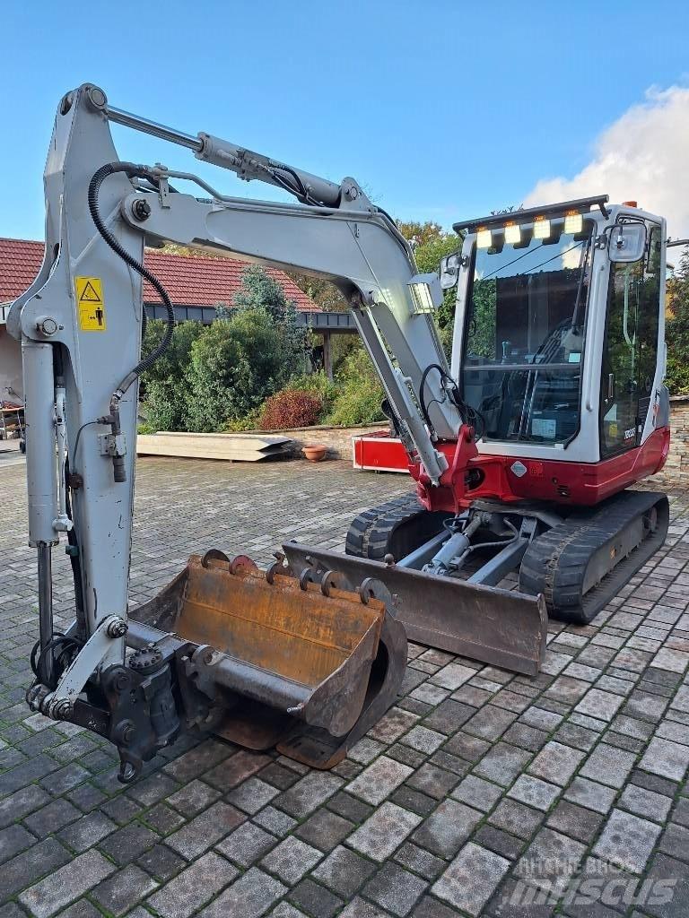 Takeuchi TB 235 Miniexcavadoras