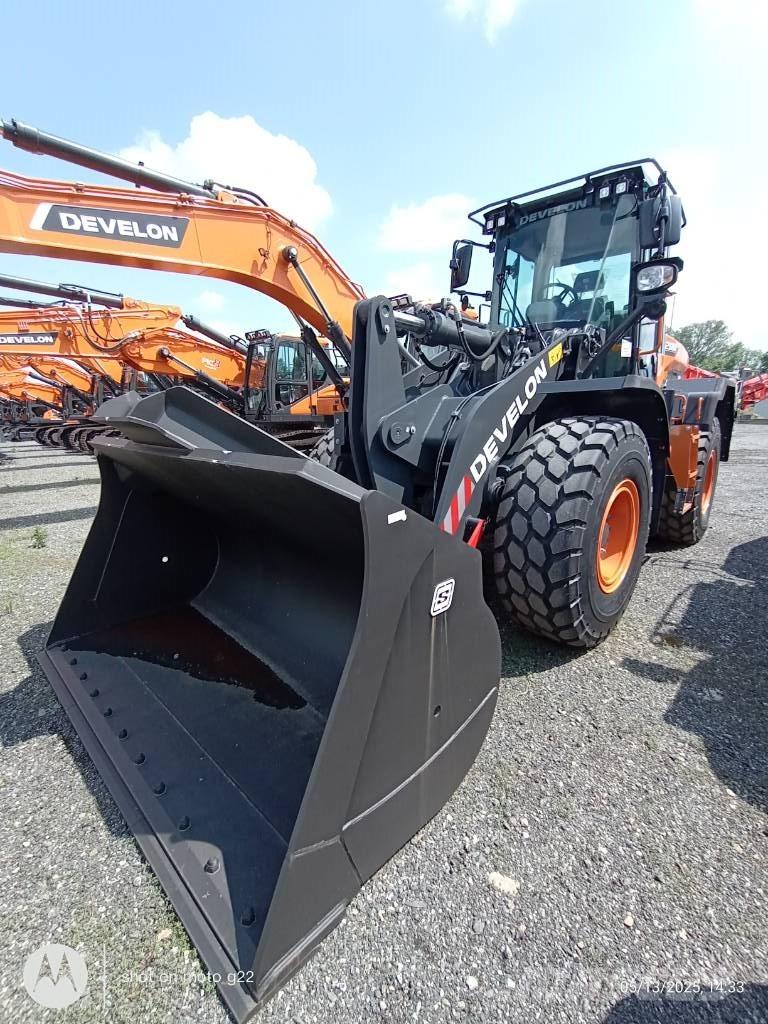 Develon DL 280-7 Cargadoras sobre ruedas