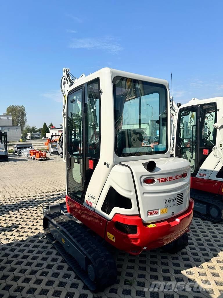 Takeuchi TB 225 V0 Miniexcavadoras