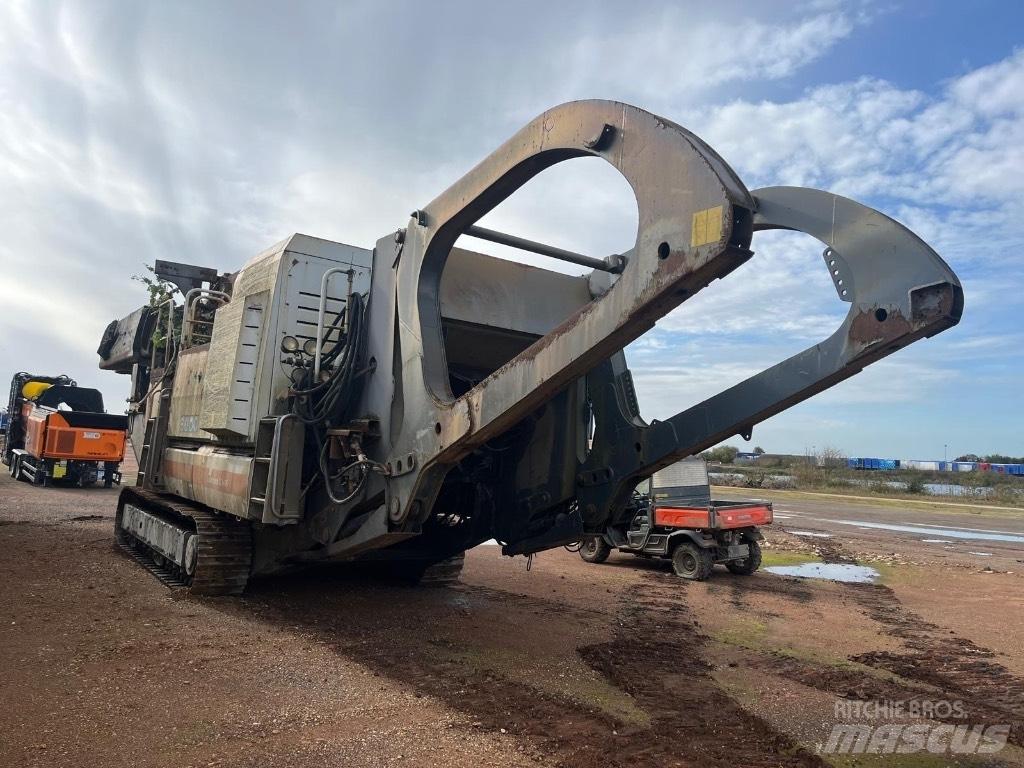 Metso LT1415S Trituradoras móviles