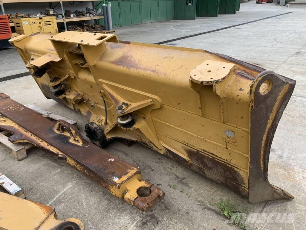 CAT D 6 T XLVP Buldozer sobre oruga