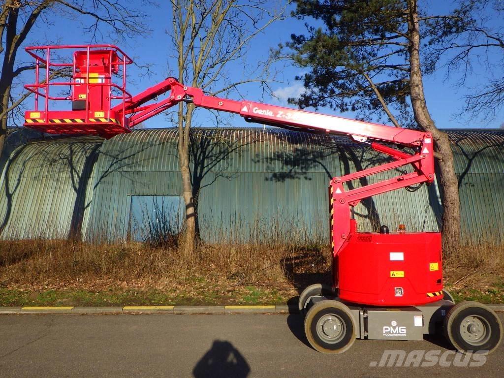 Genie Z34/22BE Plataformas con brazo de elevación manual