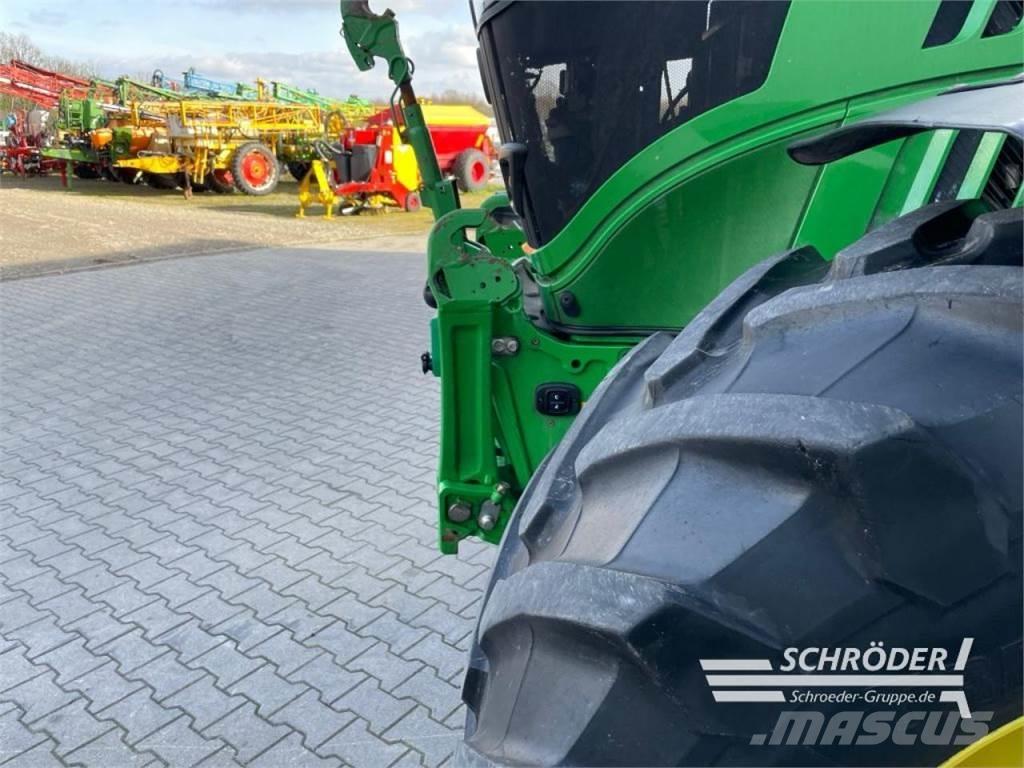 John Deere 6175 R Tractores