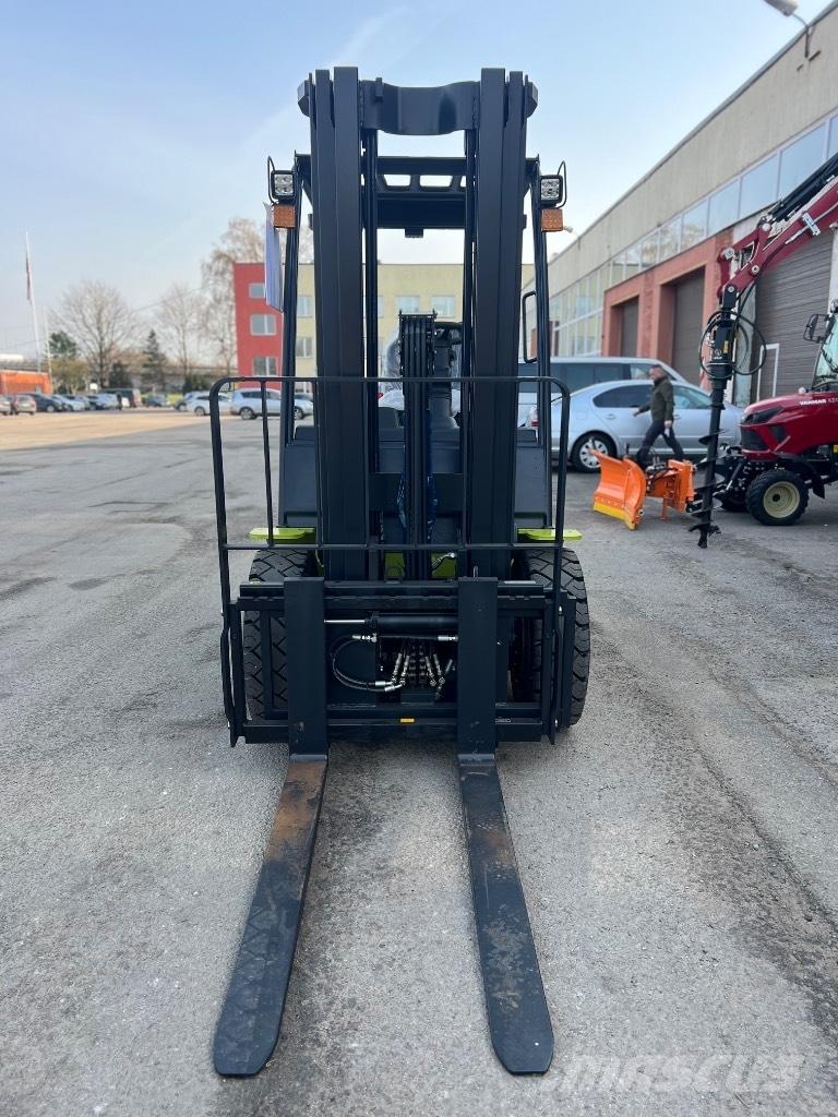 Clark S 30 L Camiones LPG