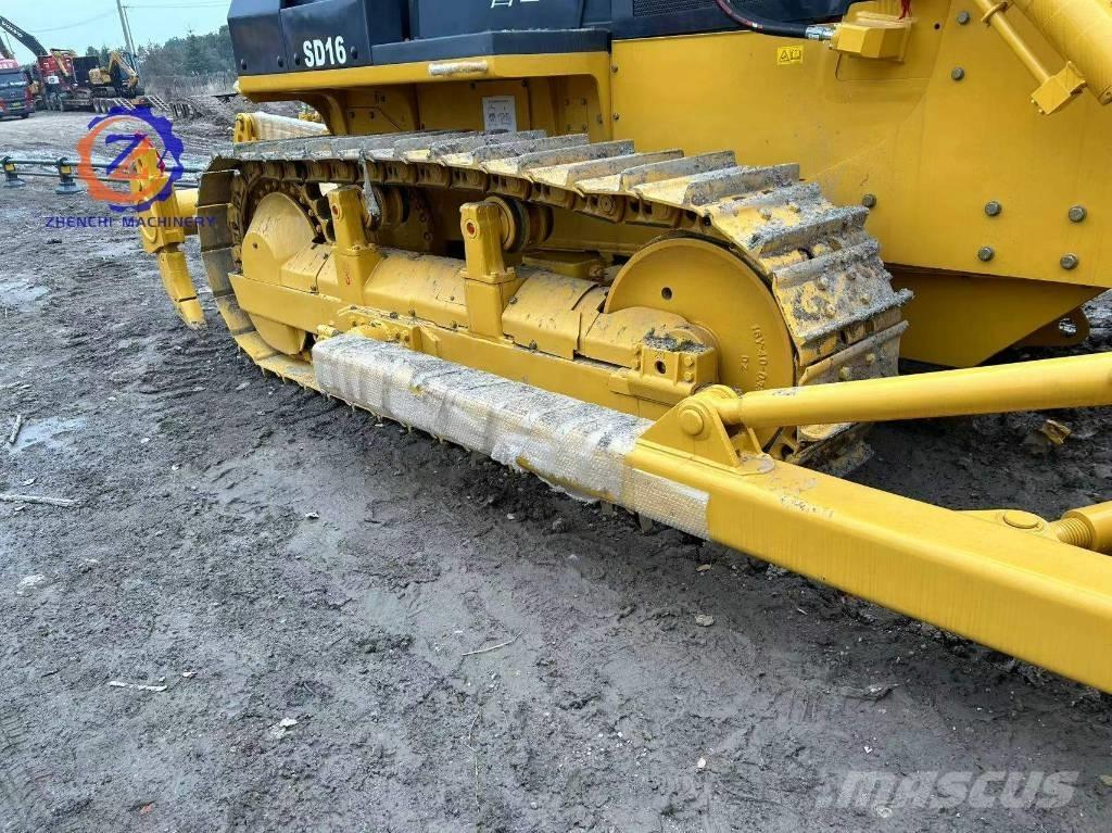 Shantui SD 16 TL Buldozer sobre oruga
