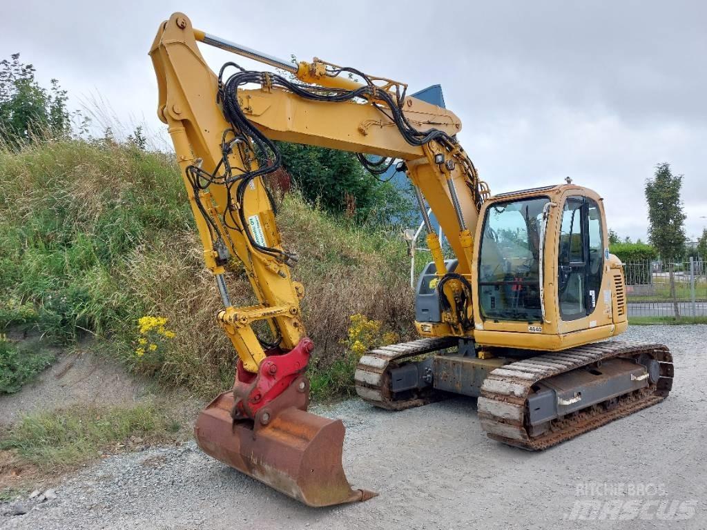 Kobelco SK135SR-1E Excavadoras sobre orugas