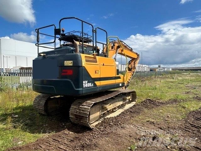 Hyundai HX140LC Excavadoras sobre orugas