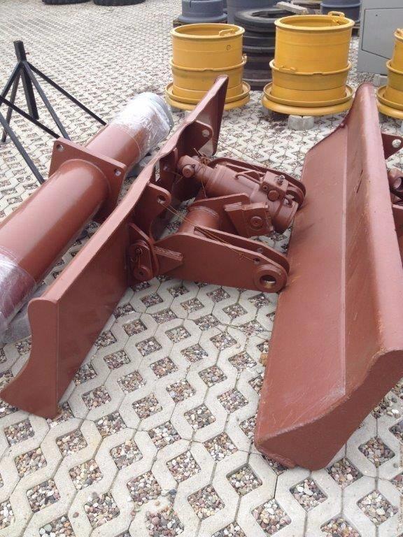 CASE 688 788 888 988 Arados