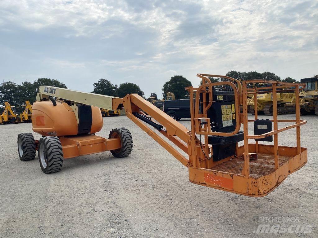 JLG 600AJ Plataformas con brazo de elevación telescópico