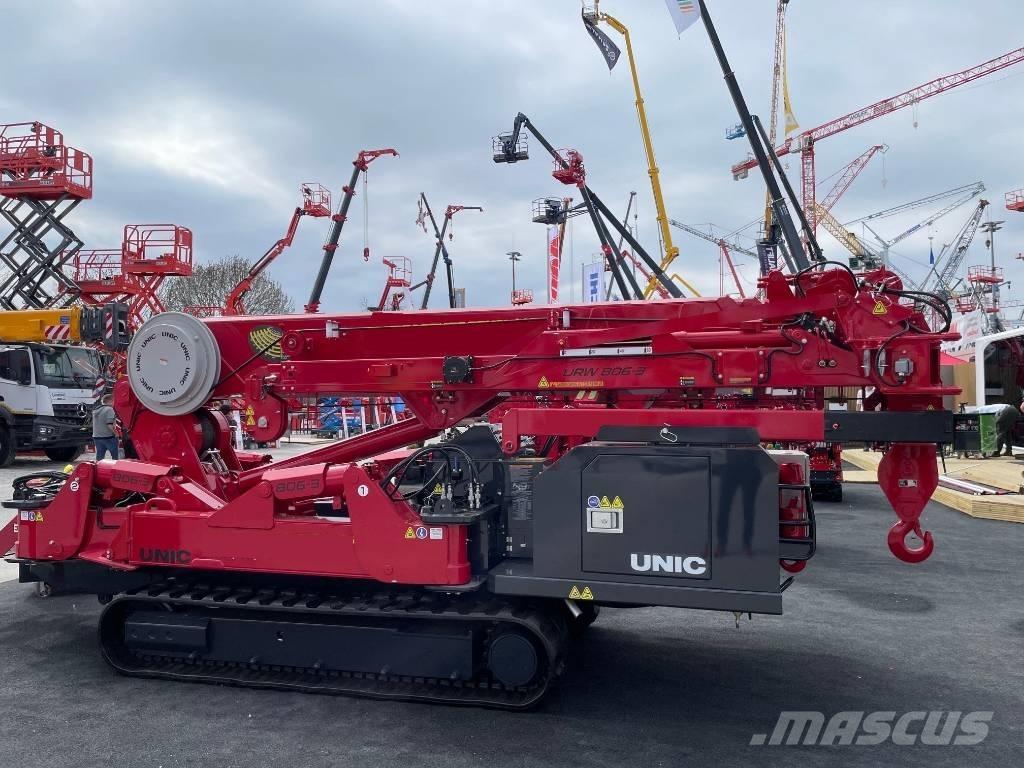 Unic URW-806-3 Grúas de oruga