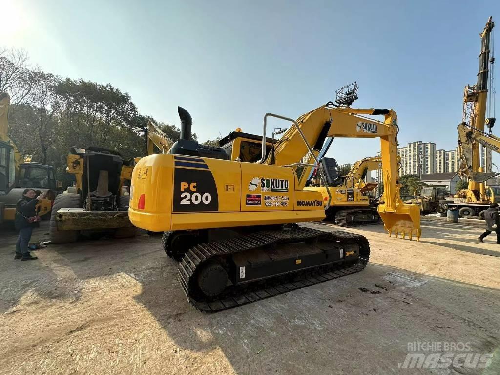 Komatsu PC 200 Excavadoras sobre orugas