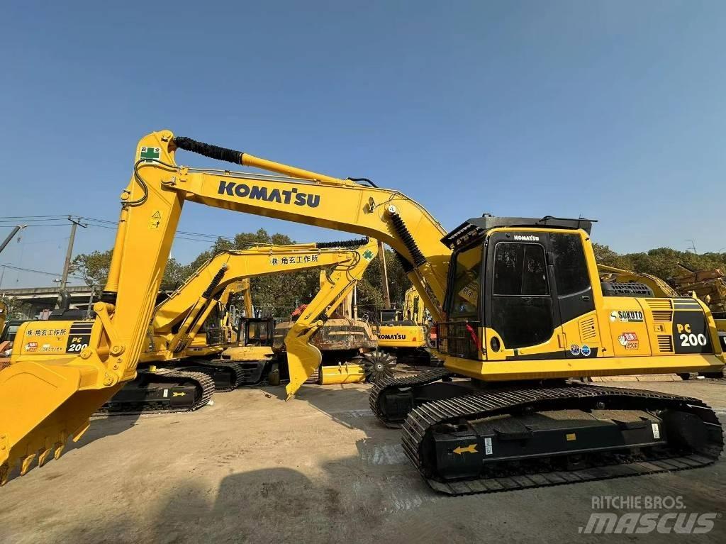 Komatsu PC 200 Excavadoras sobre orugas