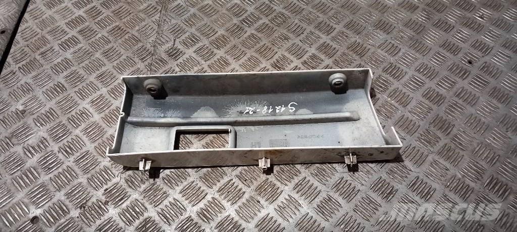 Scania R 440     1779118 Cabinas