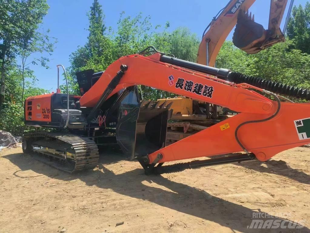 Hitachi ZX200 Excavadoras sobre orugas