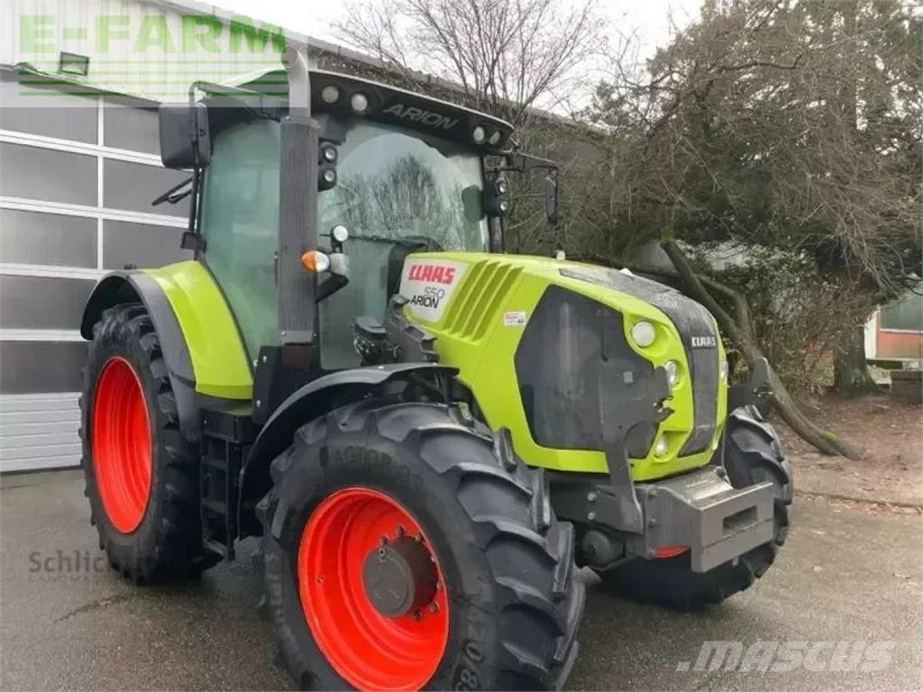 CLAAS arion 550 Tractores