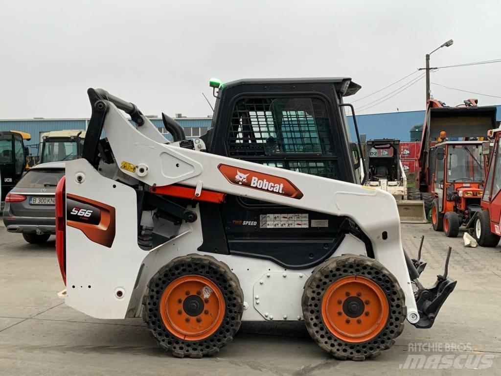 Bobcat S 66 Minicargadoras