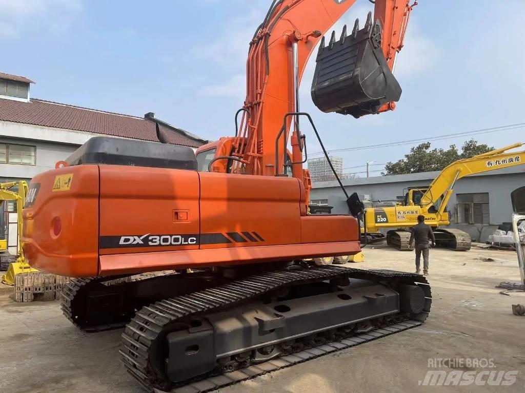 Doosan DX300LC Excavadoras sobre orugas