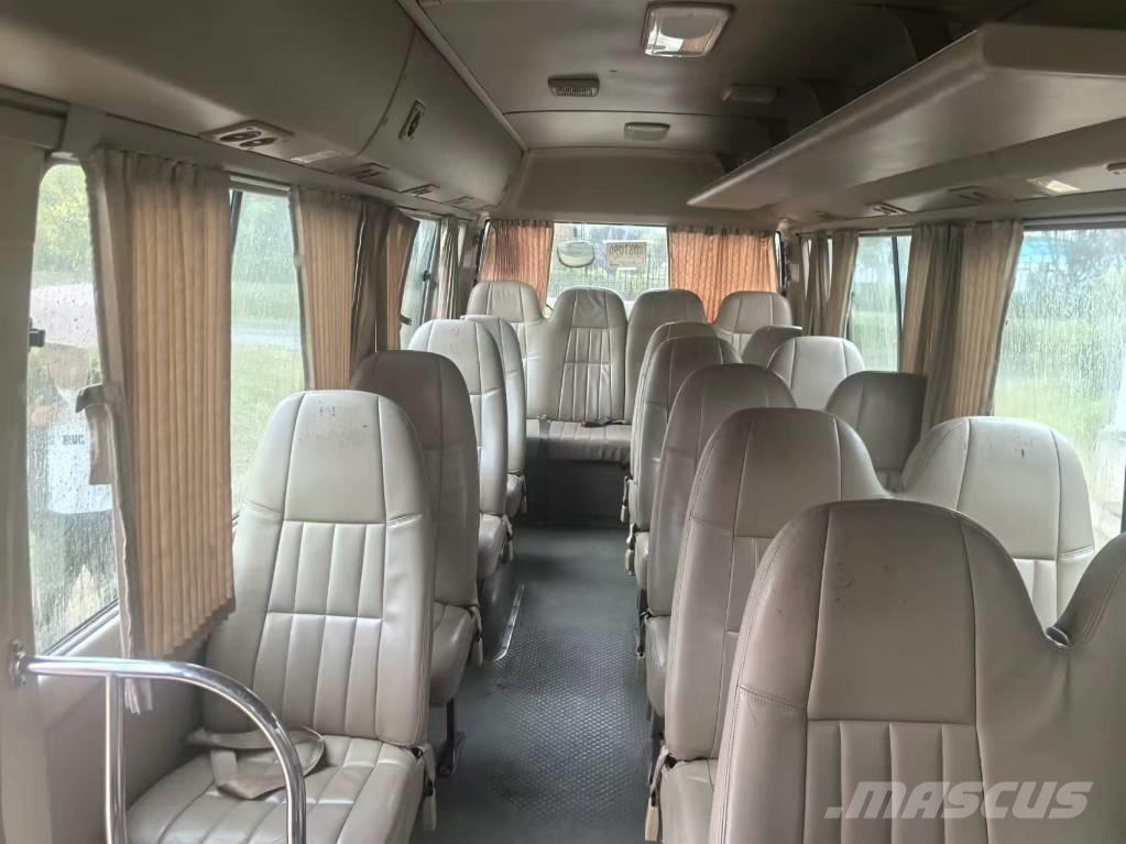 Toyota Coaster Autobuses interurbano