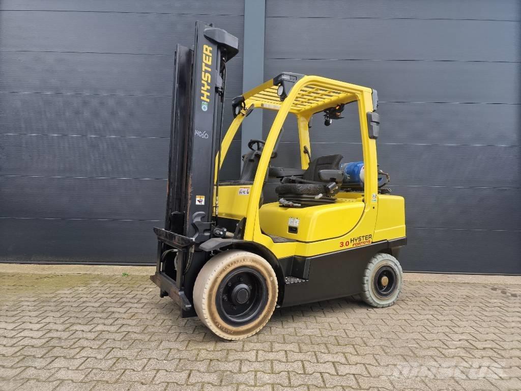 Hyster 3.0 FT Camiones LPG