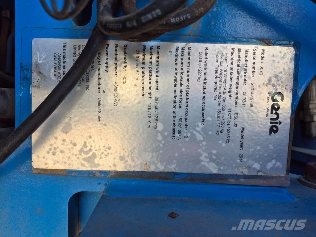 Genie S 40 Plataformas con brazo de elevación telescópico