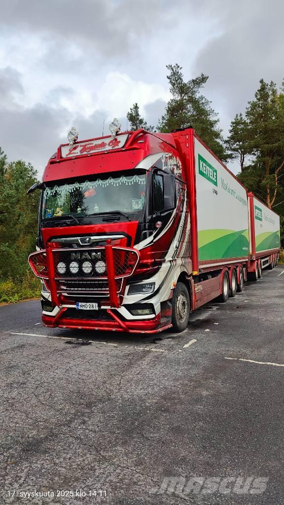 MAN TGX 15.2 Camiones de volteo para virutas de madera