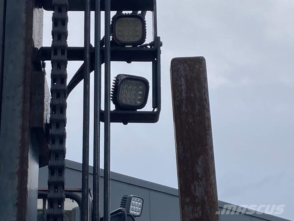 Kalmar DCD120-12 Camiones diesel