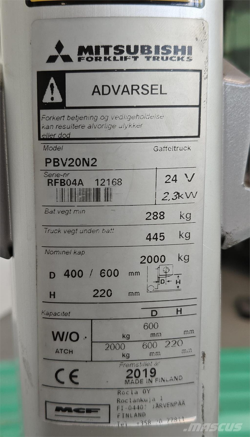 Mitsubishi PBV20N2 Camión con plataforma