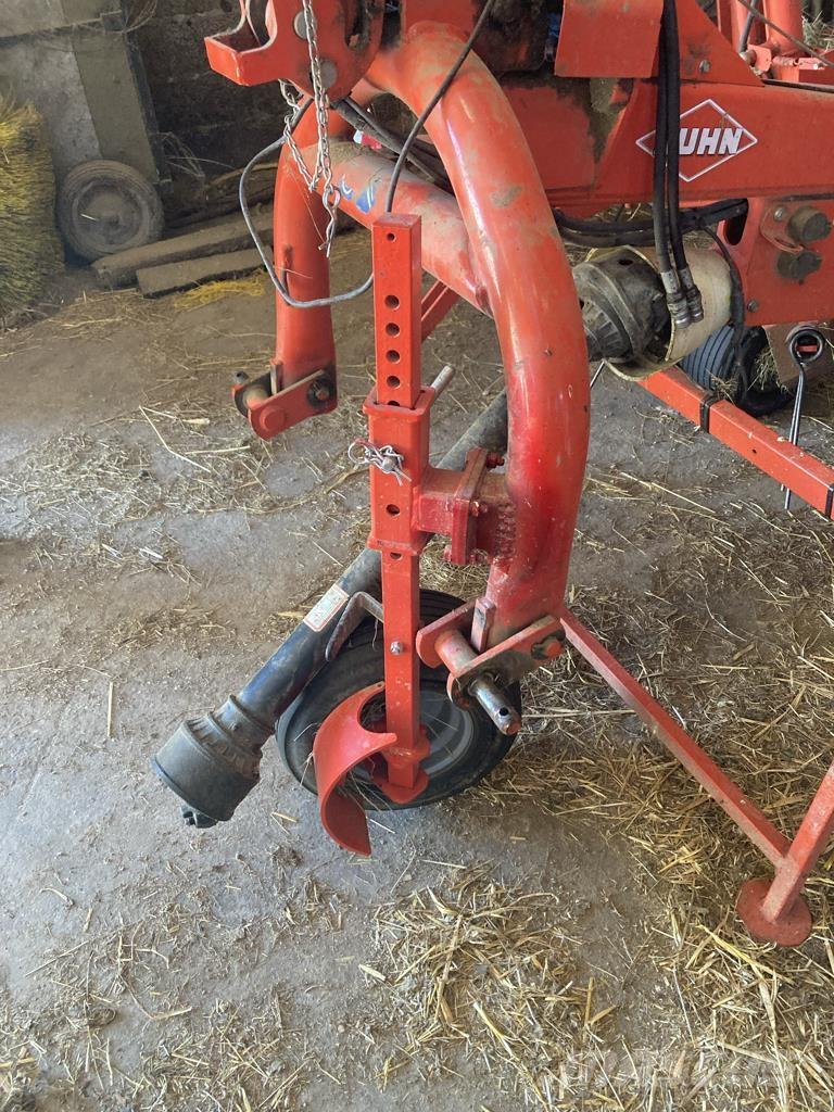Kuhn GF 8501 MH Rastrilladoras y rastrilladoras giratorias