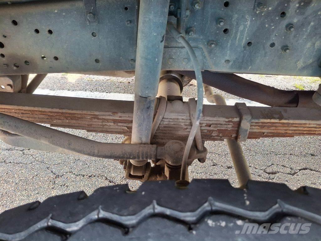 Mercedes-Benz 1017 Camiones de bomberos