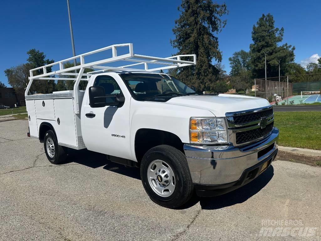 Chevrolet 2500 HD Caja abierta/laterales abatibles