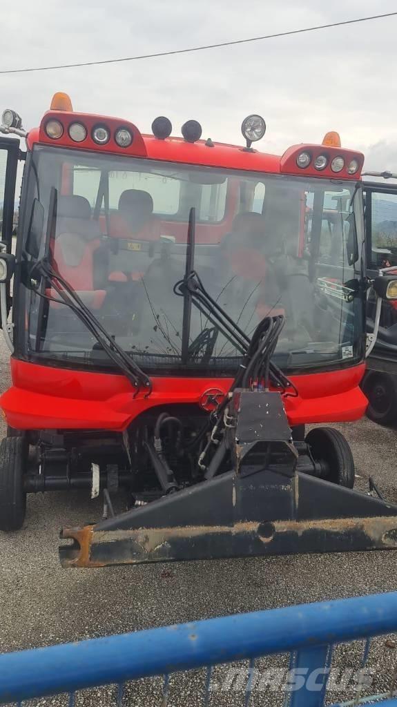  PistenBully  600 Barredoras de nieve