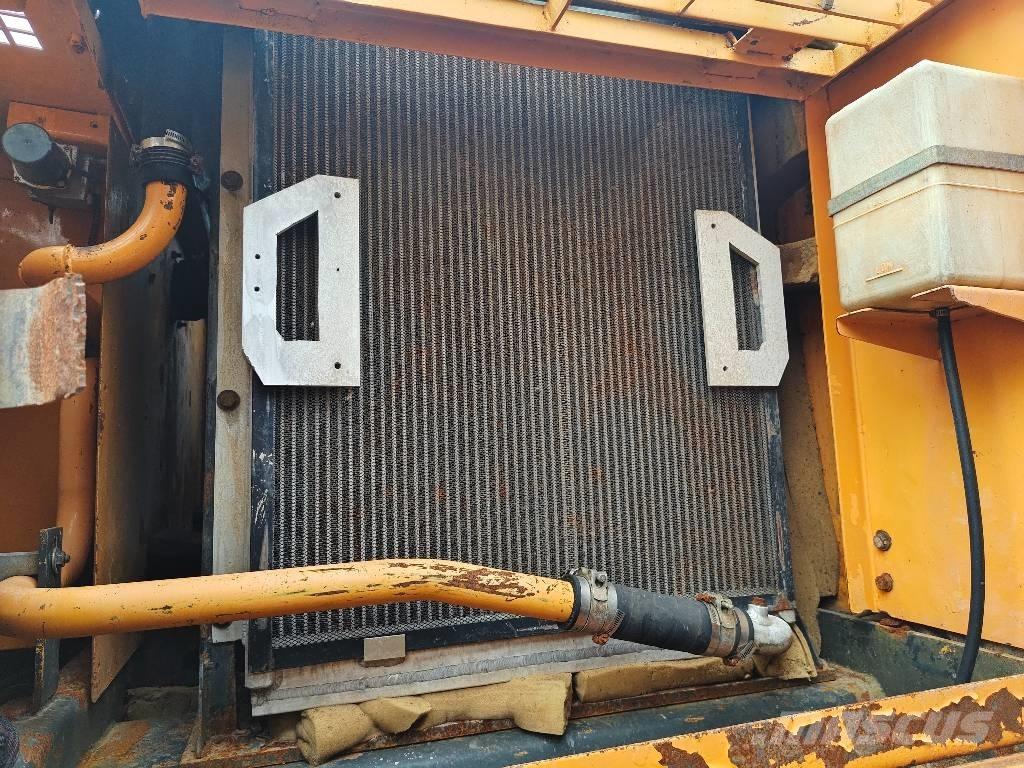 Hyundai R305LC-7 Excavadoras sobre orugas