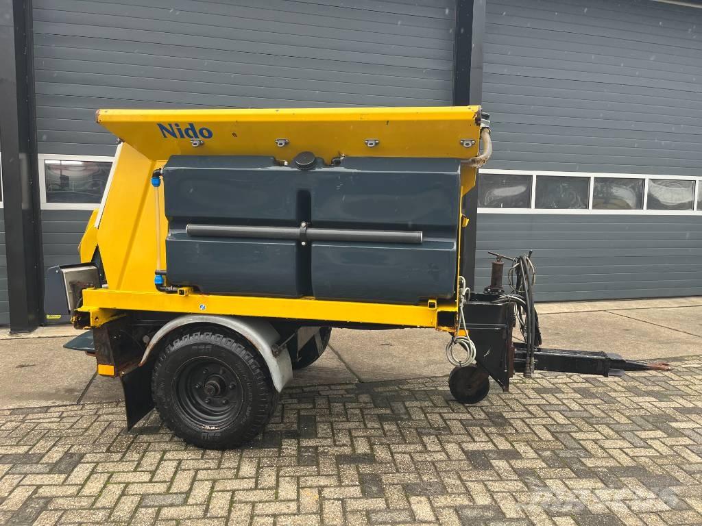 Nido Stratos Esparcidoras de arena y sal