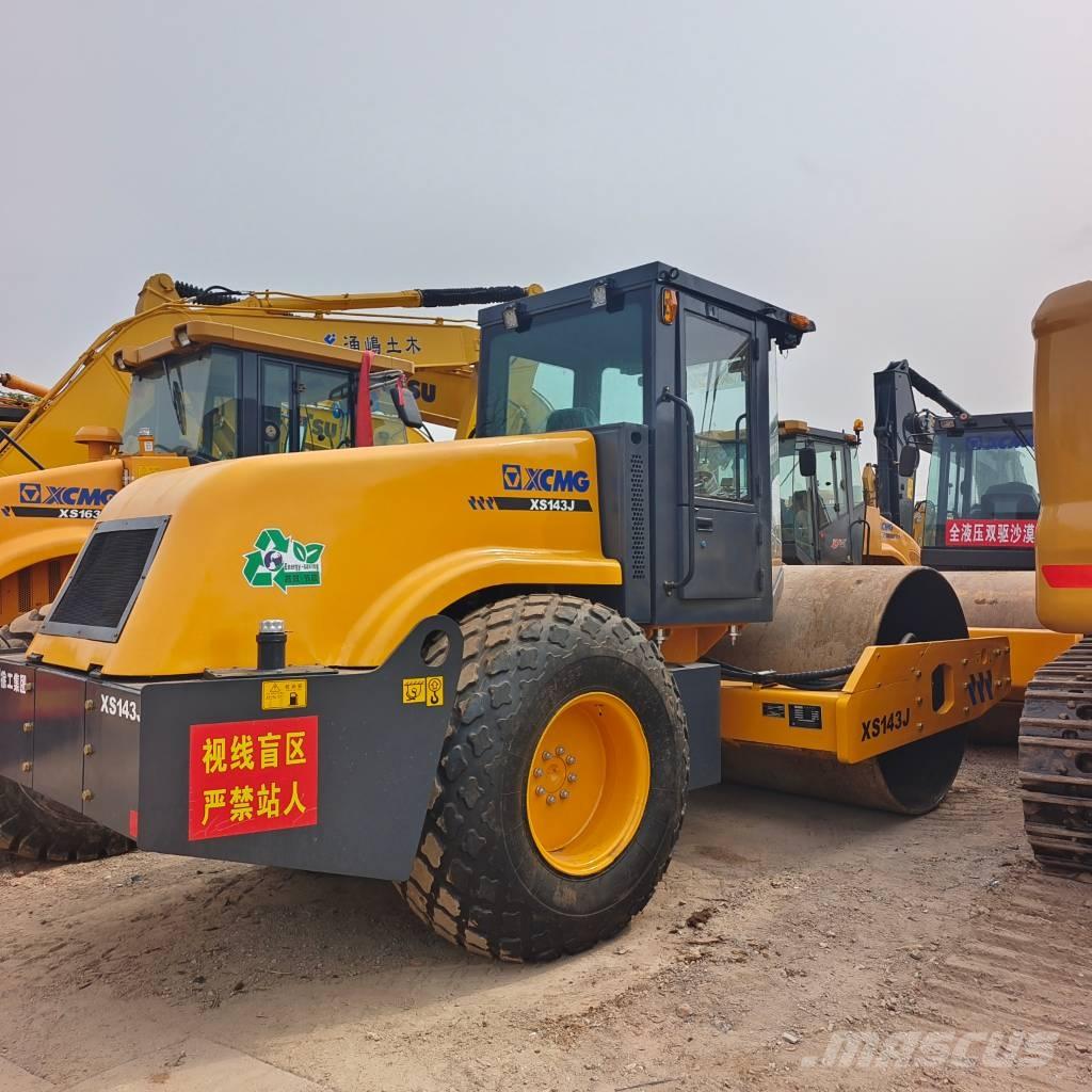 XCMG XS143 J Rodillos de un solo tambor
