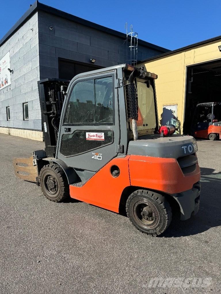 Toyota 40-8FD35N Camiones diesel