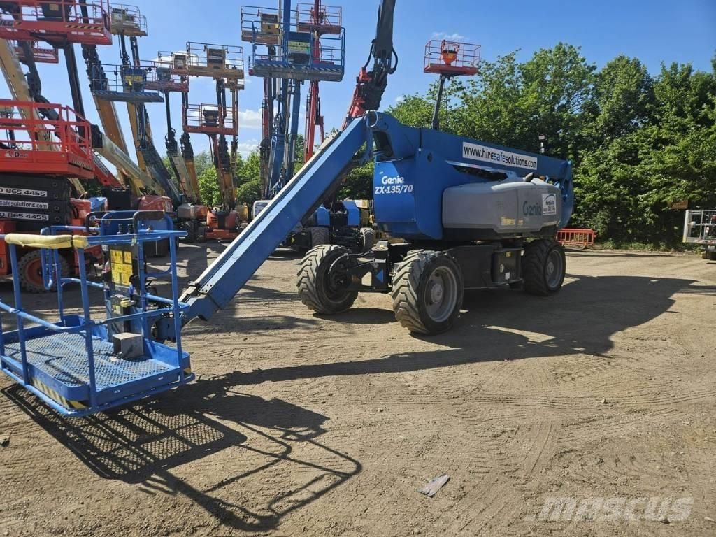 Genie ZX 135/70 Plataformas con brazo de elevación manual