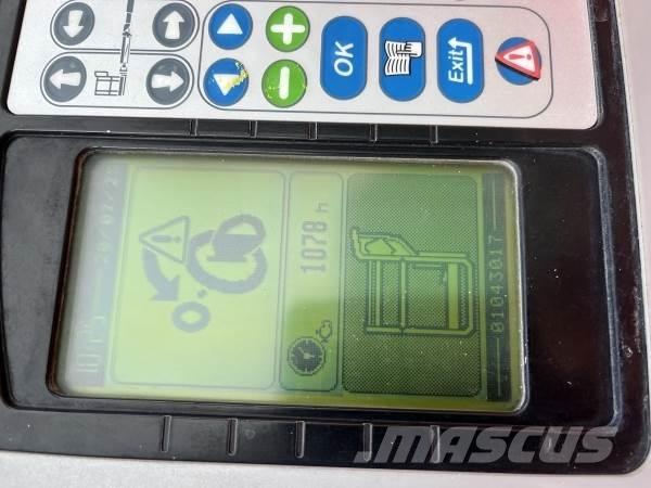 Manitou 200ATJ Plataformas con brazo de elevación manual