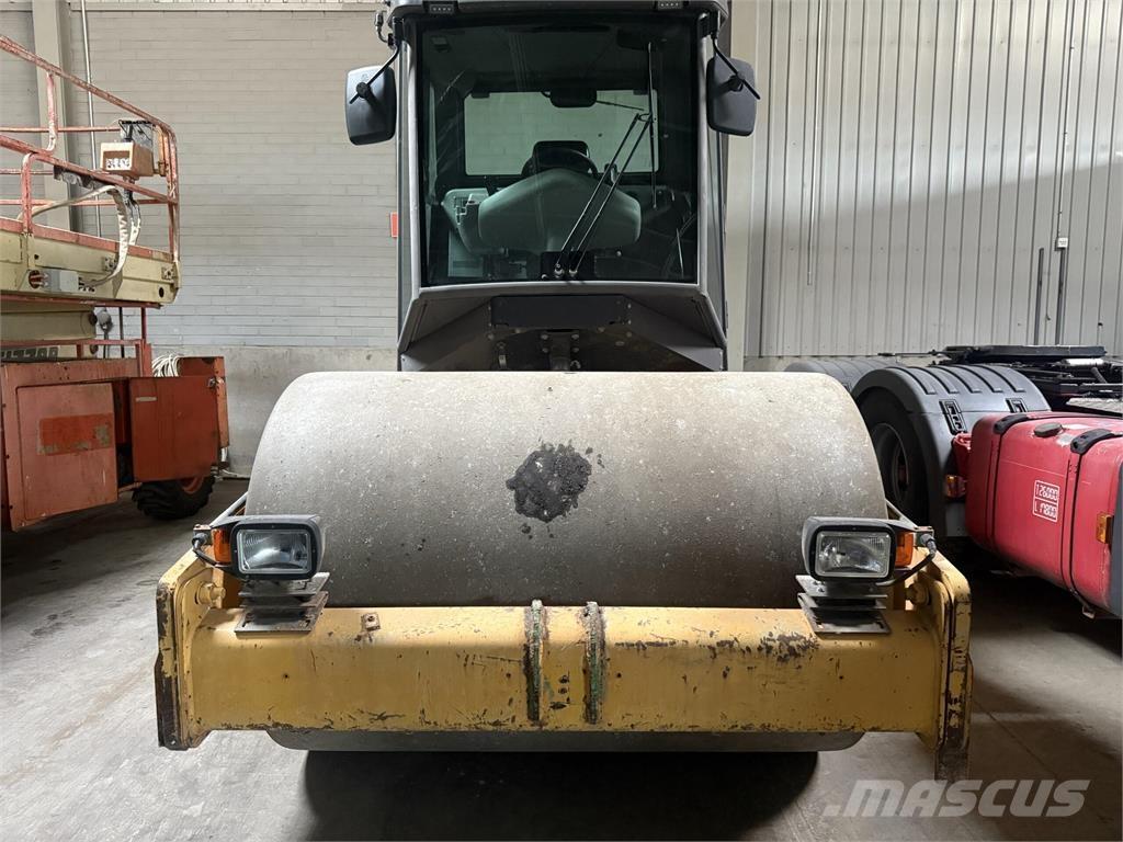 Volvo SD77 Rodillos de un solo tambor