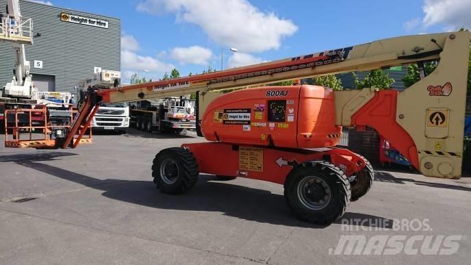 JLG 800AJ Plataformas con brazo de elevación manual