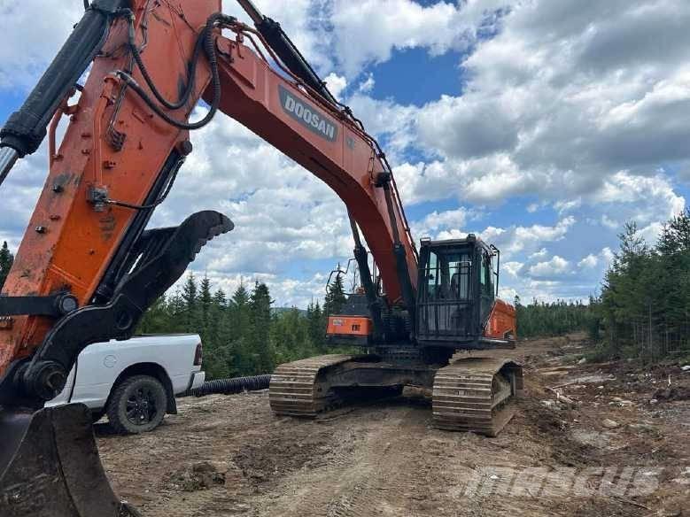 Doosan DX 350 LC Excavadoras sobre orugas