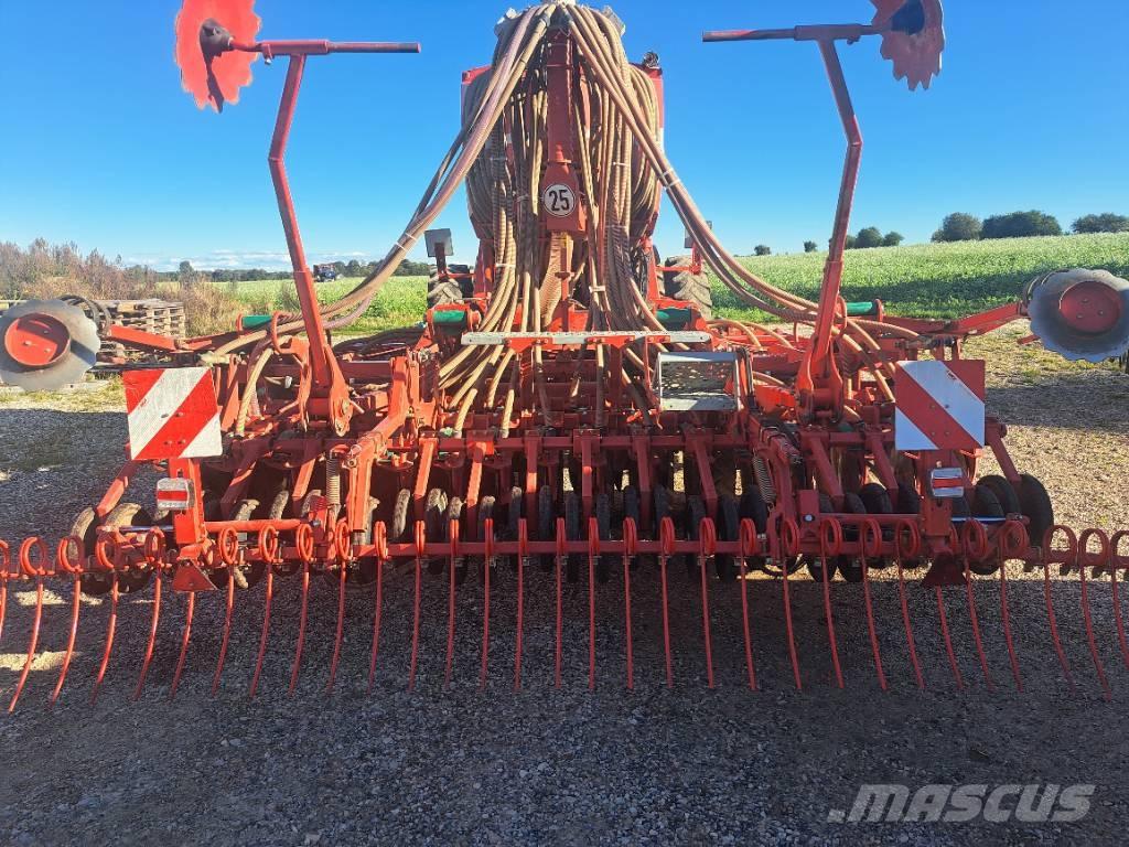  Såmaskine Kverneland Perforadoras combinadas