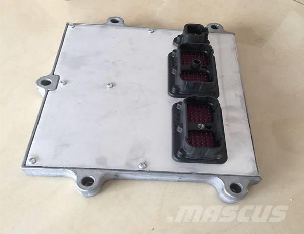 Komatsu PC200-8 Componentes electrónicos