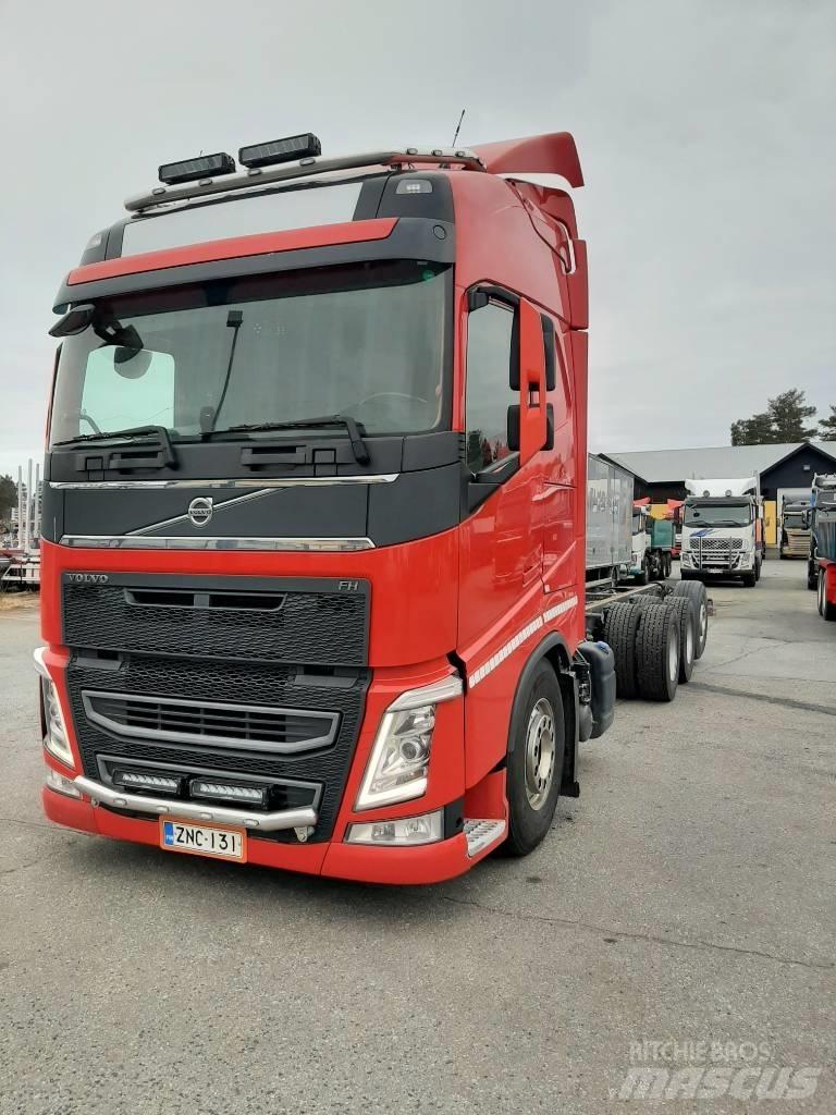 Volvo FH 13 Camiones con chasís y cabina